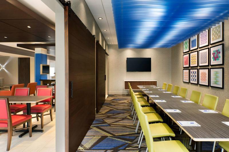Hotel Express & - Boston South - By Ihg 3*