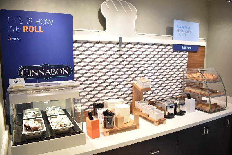 Express & - Boston South - By Ihg